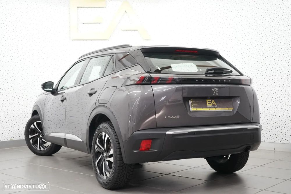 Peugeot 2008 1.5 BlueHDi Allure - 4