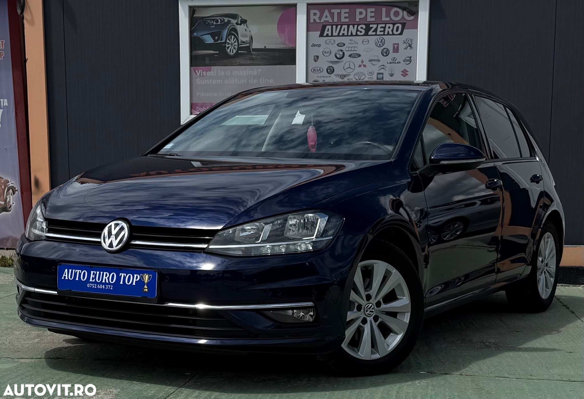 Volkswagen Golf 2.0 BlueTDI DSG Comfortline - 37