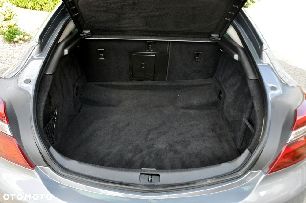 Opel Insignia - 38