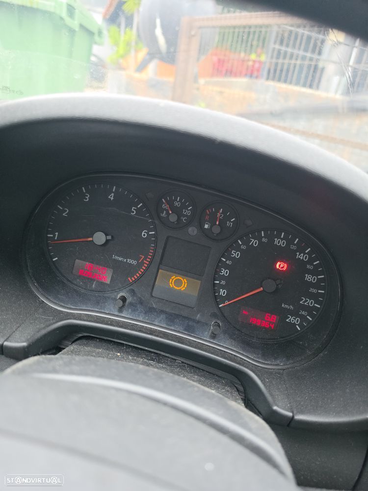Audi A3 1.6 Attraction - 5