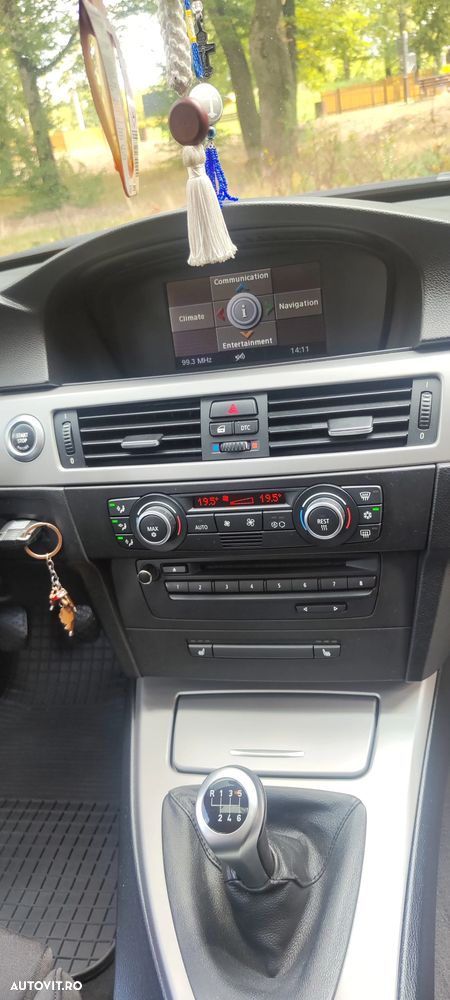 BMW Seria 3 320d DPF - 8