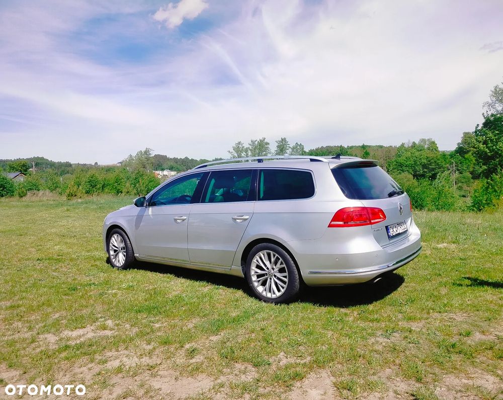 Volkswagen Passat 2.0 TDI 4Mot Highline DSG - 2
