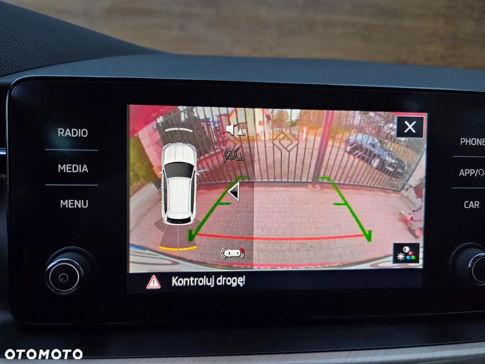 Skoda Kamiq 1.5 TSI DSG Drive - 14