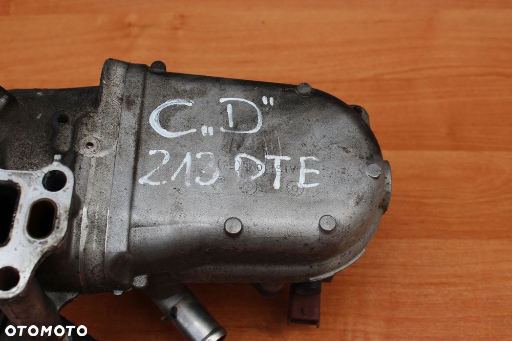 CHŁODNICZKA SPALIN EGR OPEL CORSA D ASTRA J 1.3 Z13DTE 55226607 - 2