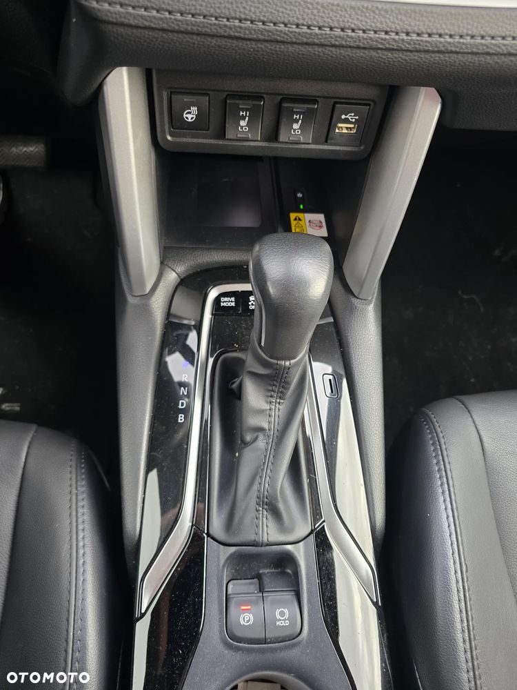 Toyota Corolla Cross 2.0 Hybrid Executive AWD - 21
