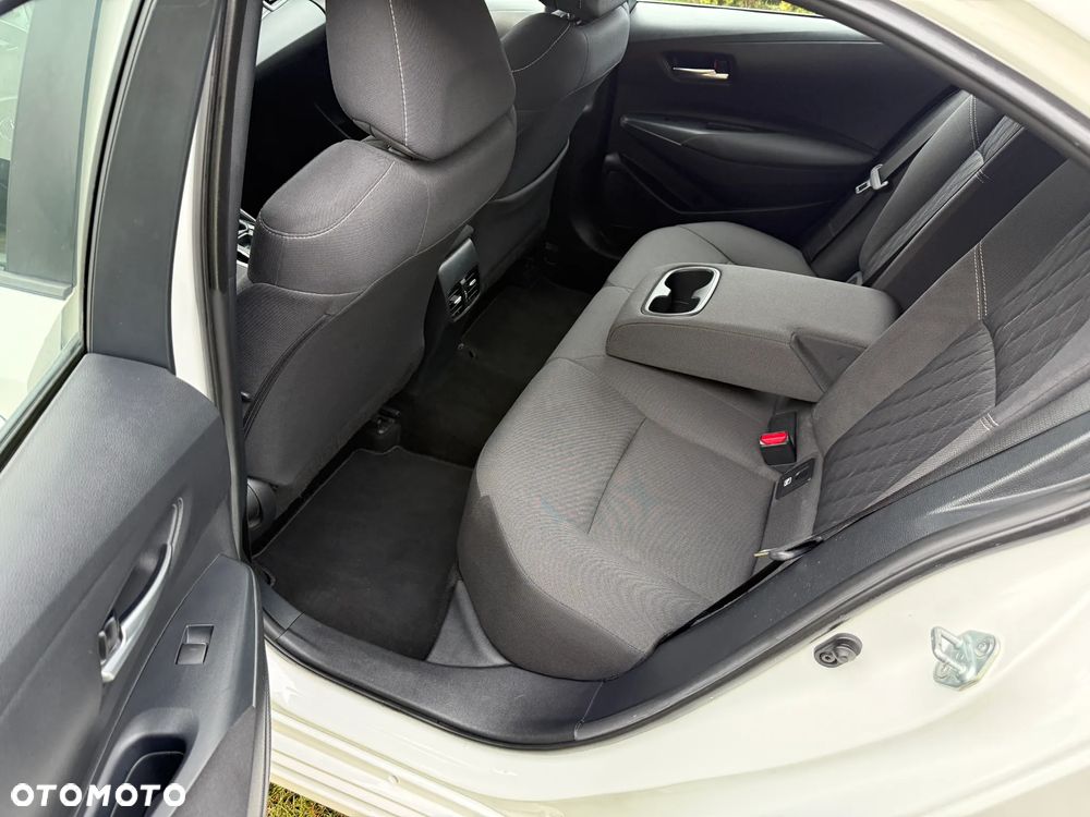 Toyota Corolla 1.5 Comfort - 11