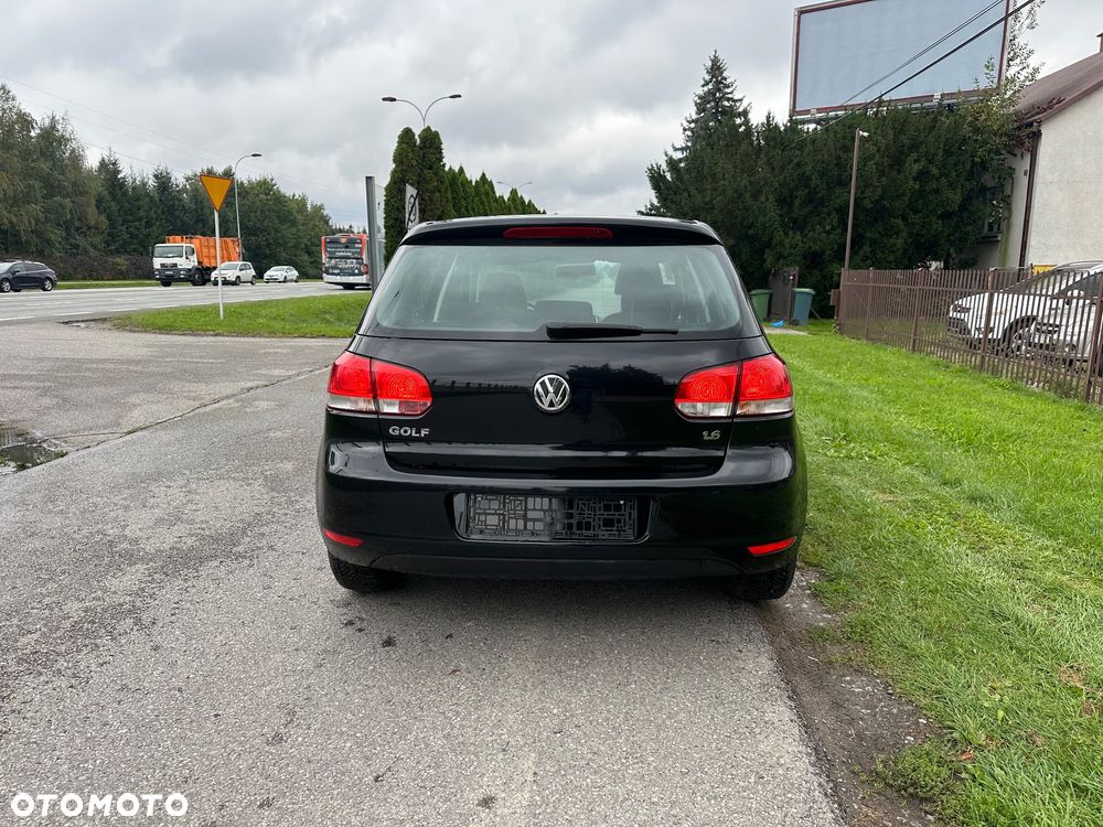 Volkswagen Golf 1.6 Comfortline - 5
