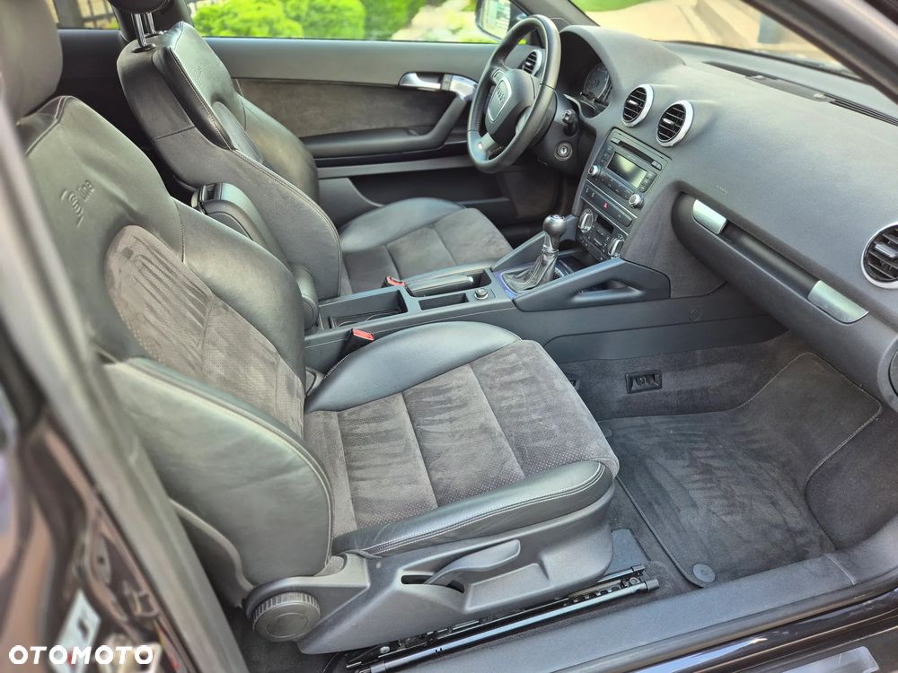 Audi A3 3-drzwiowe 1.4 TFSI S line Sportpaket (plus) - 21