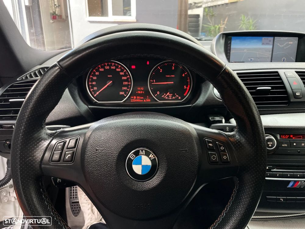 BMW 120 d Coupe Limited Edition Lifestyle c/ M Sport Pack - 8