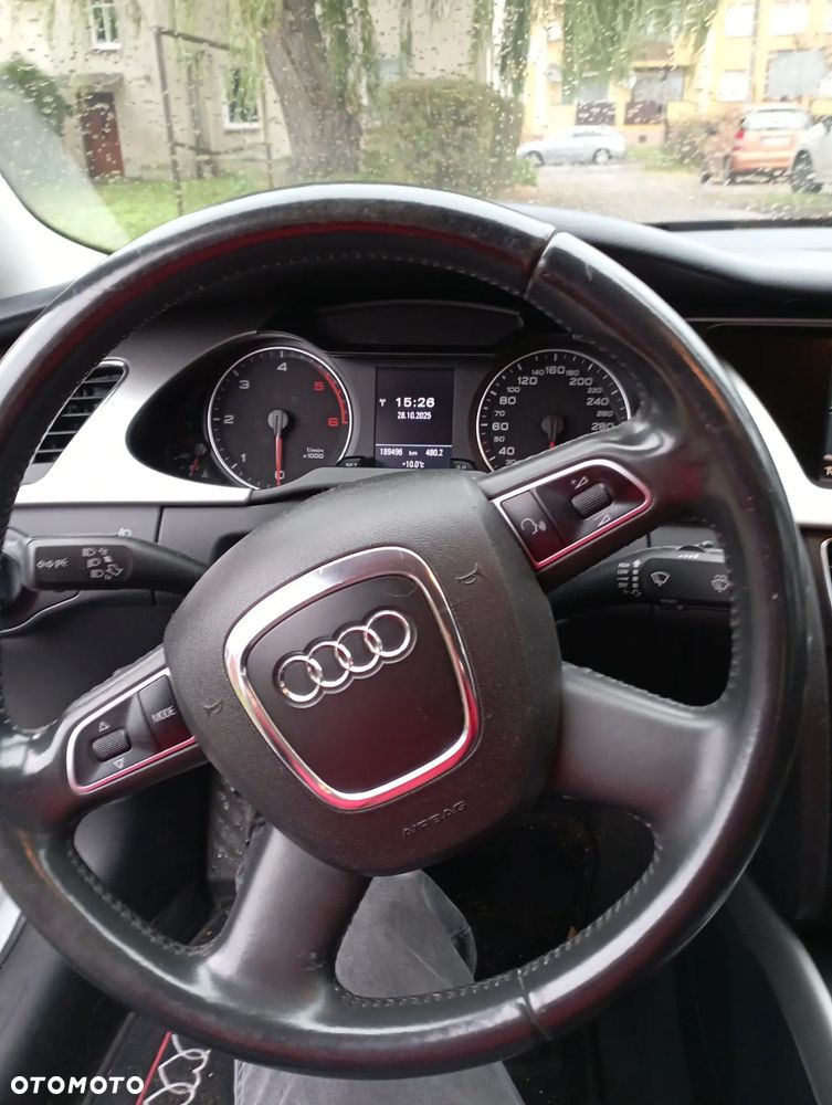 Audi A4 Limousine - 9