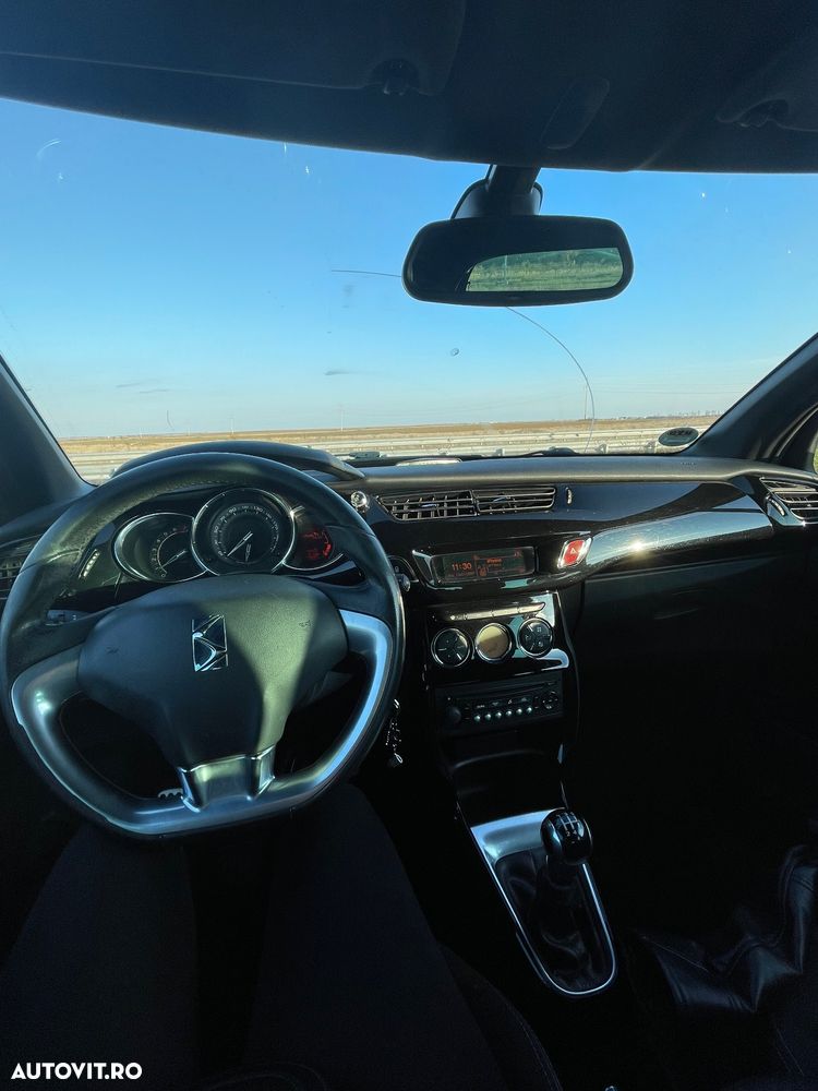 Citroën DS3 1.6 VTi BVM So Chic - 10