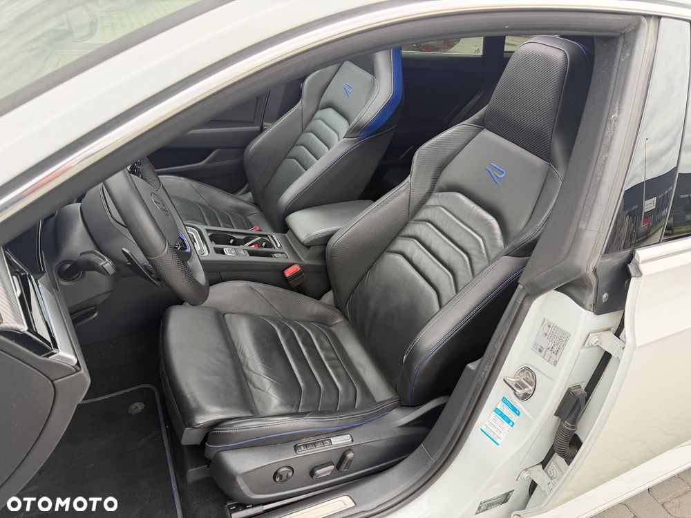 Volkswagen Arteon 2.0 TSI 4Motion R DSG - 17