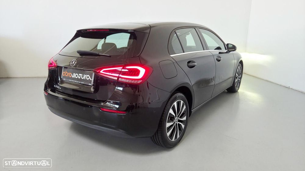 Mercedes-Benz A 250 e Style Plus - 5