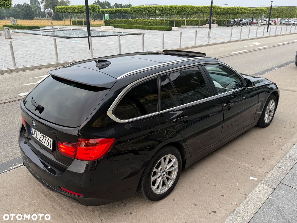 BMW Seria 3 320d Efficient Dynamics Edition - 26