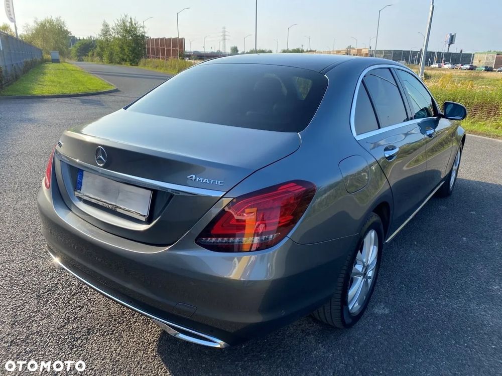Mercedes-Benz Klasa C 200 4MATIC 9G-TRONIC - 3