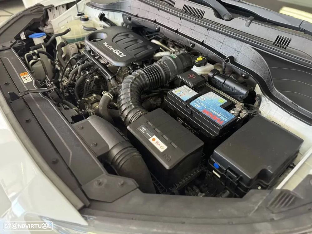 Hyundai Kauai 1.0 T-GDi Premium Pele/Tec.Vermelho - 10