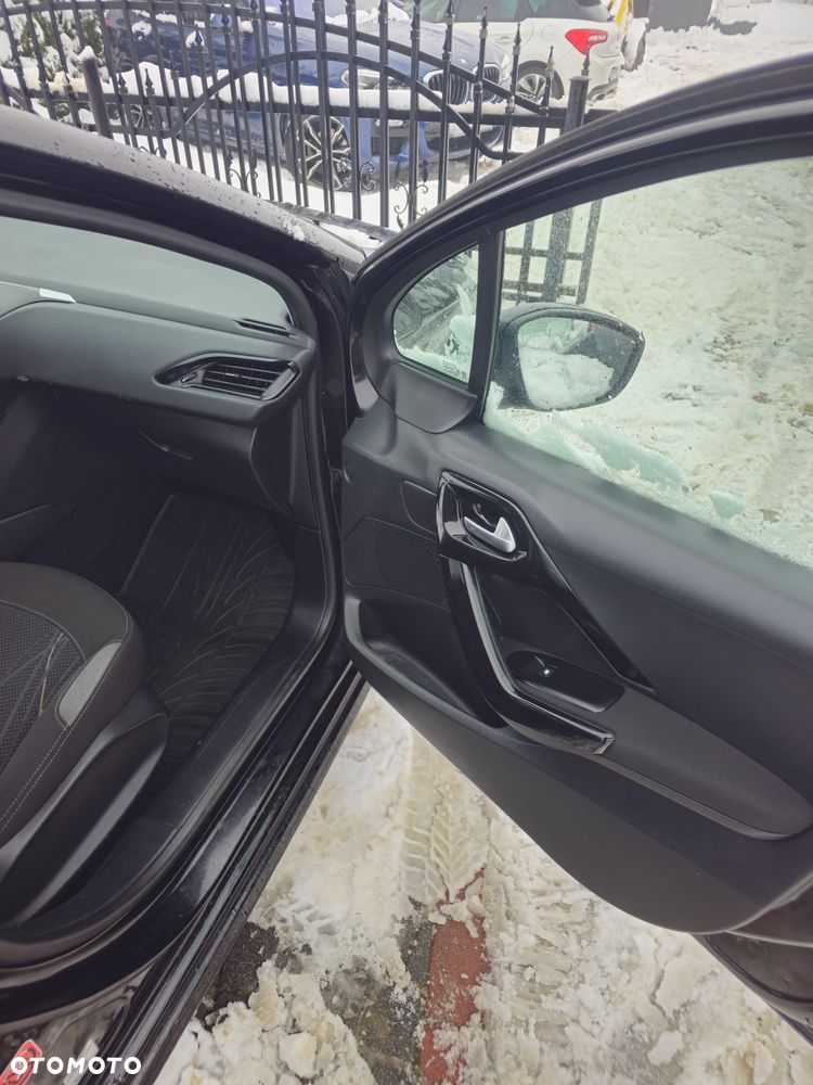Peugeot 208 1.2 VTi Active - 5