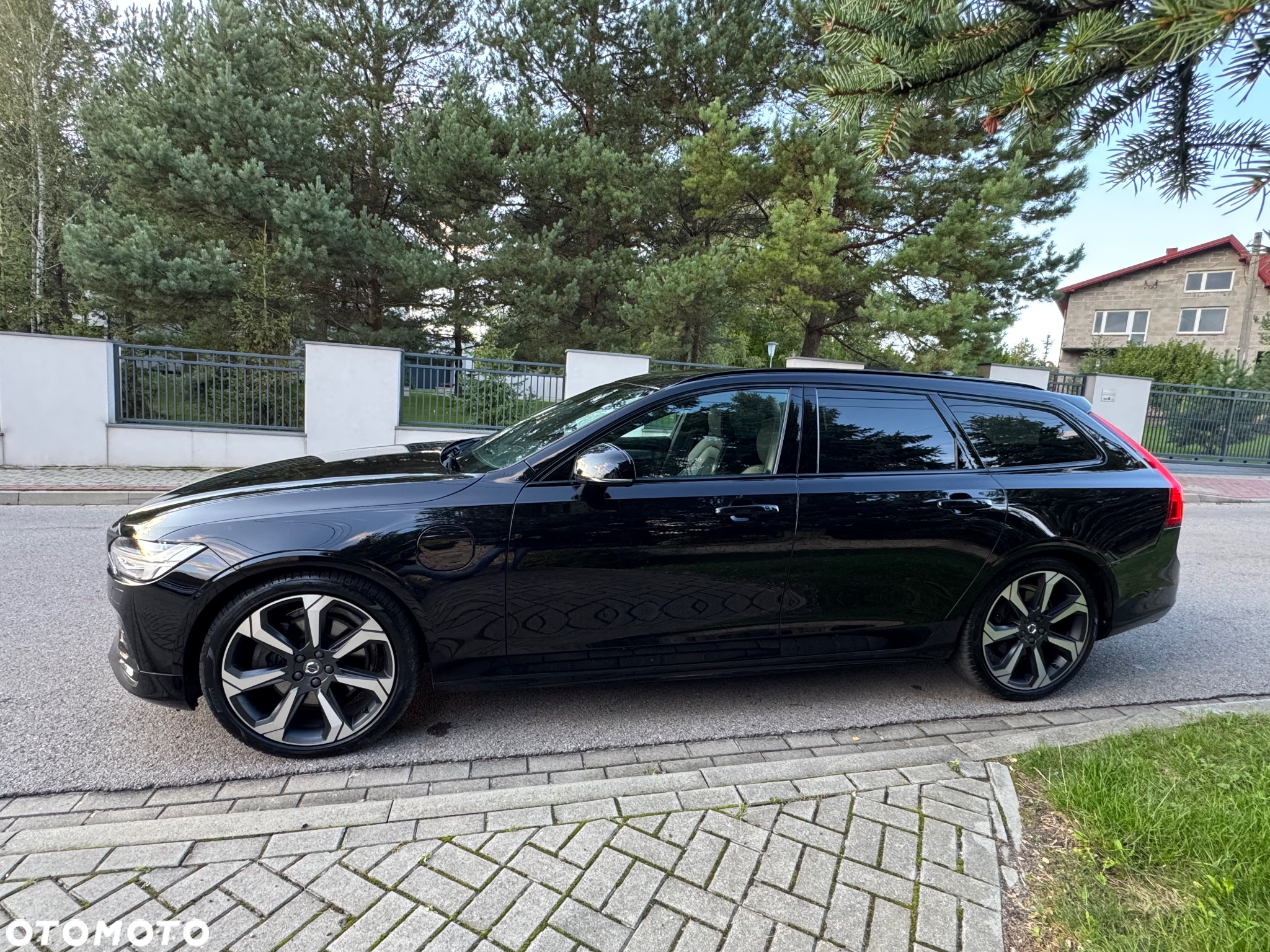 Volvo V90 T8 Twin Engine AWD R Design - 6