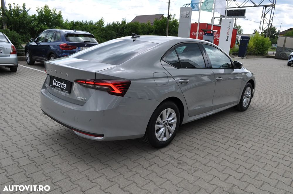 Skoda Octavia - 7