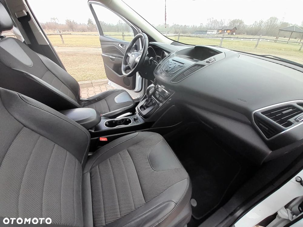 Ford Kuga 2.0 TDCi 4x4 Business Edition - 12