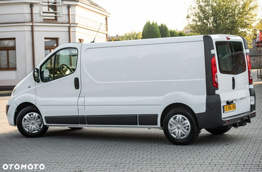 Renault Trafic - 12