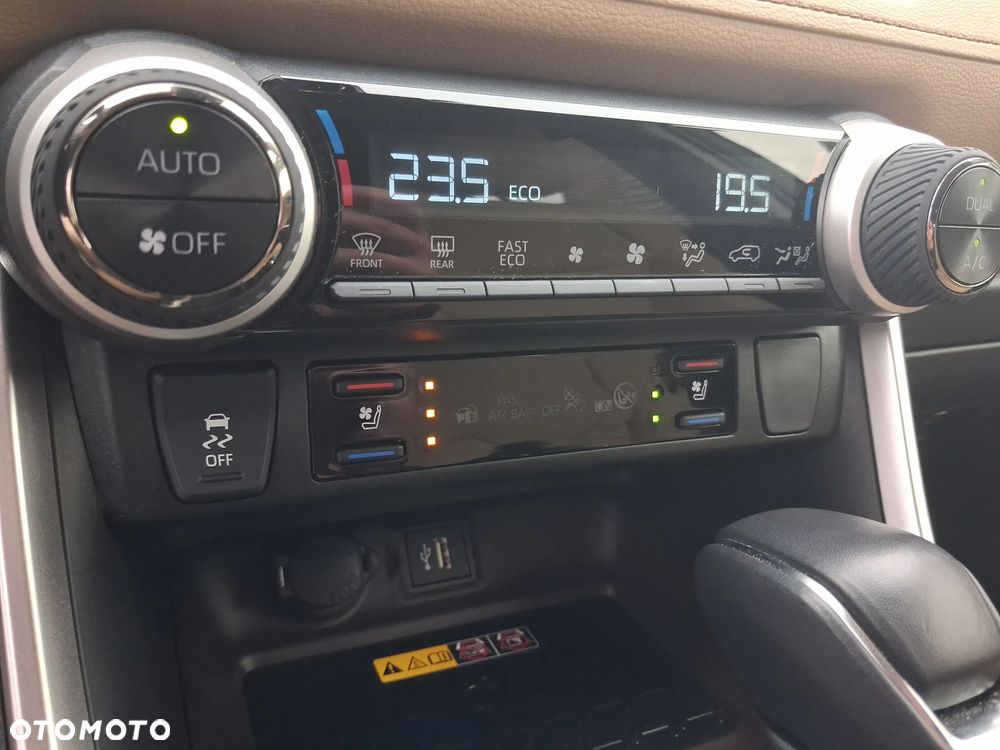Toyota RAV4 2.5 Hybrid Executive 4x2 - 26