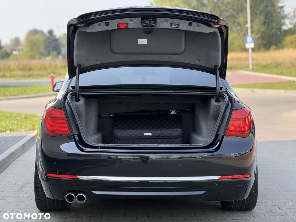 BMW Seria 7 730d xDrive - 33