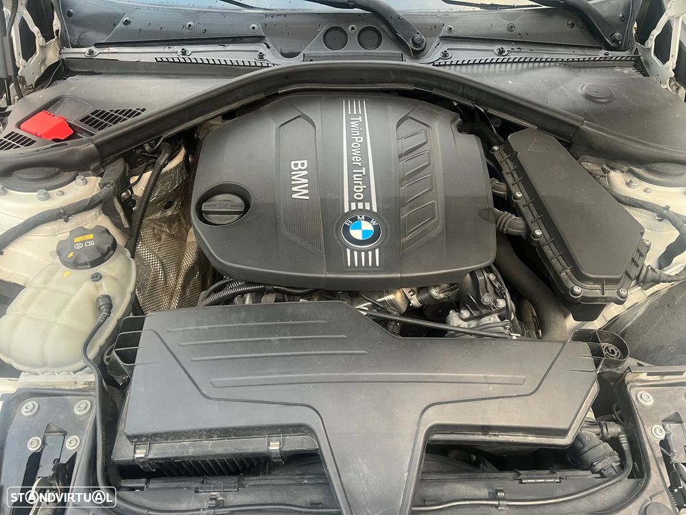 BMW 116 d Pack M - 23