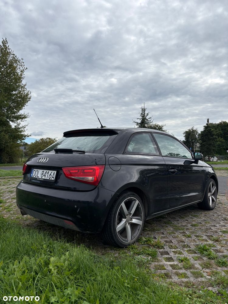 Audi A1 2011 photo 3