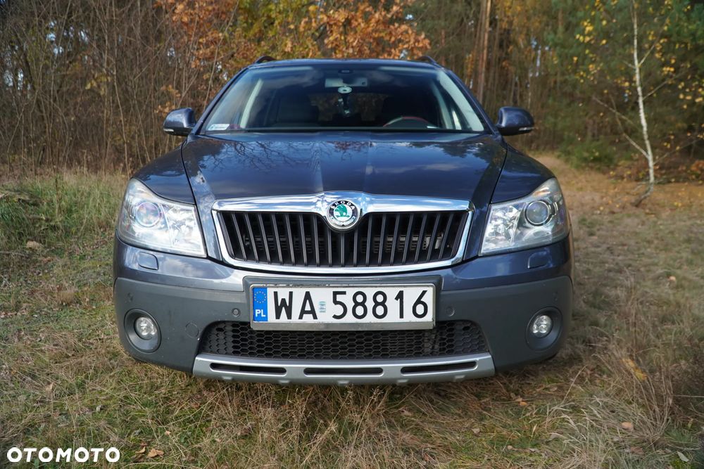 Skoda Octavia Scout 2.0 TDI DPF DSG - 16