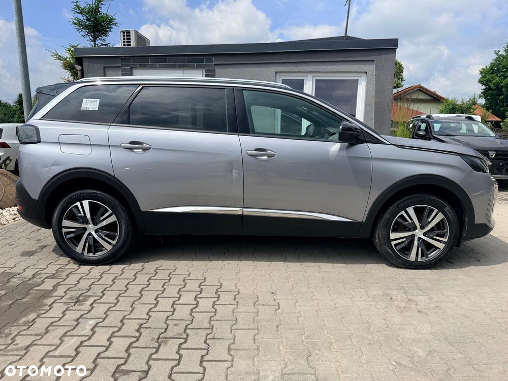 Peugeot 5008 - 16