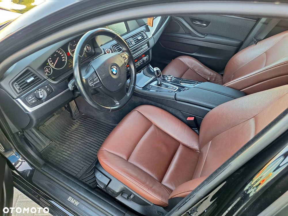 BMW Seria 5 520d - 19