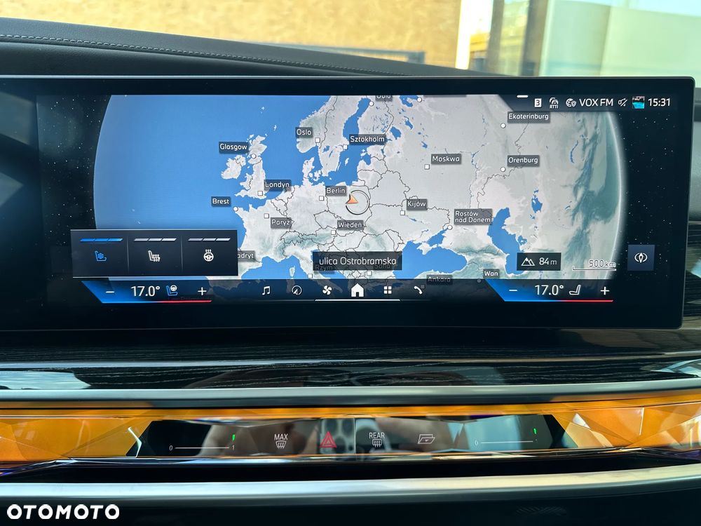 BMW Seria 7 750e PHEV xDrive M Sport sport - 18