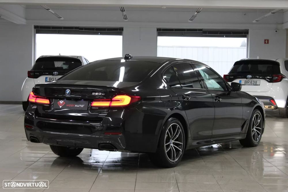 BMW 520 e Pack M - 4