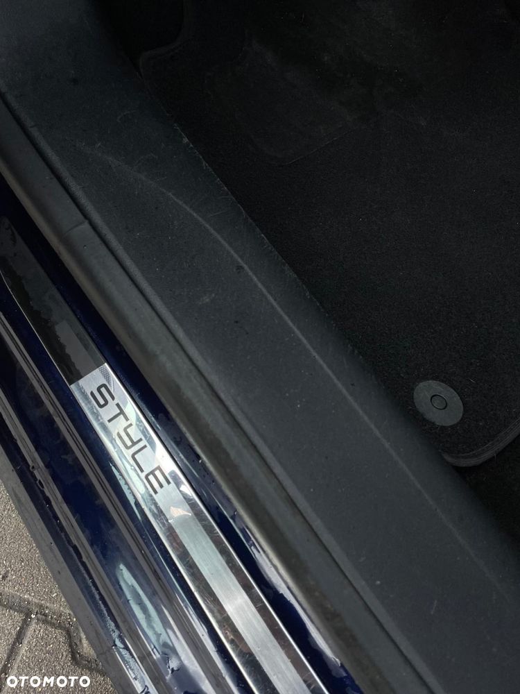 Peugeot 208 82 PureTech Style - 15