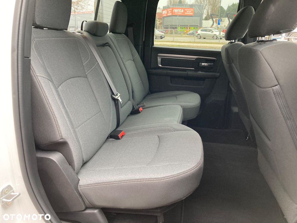 Dodge RAM 1500 5.7 4x4 - 25