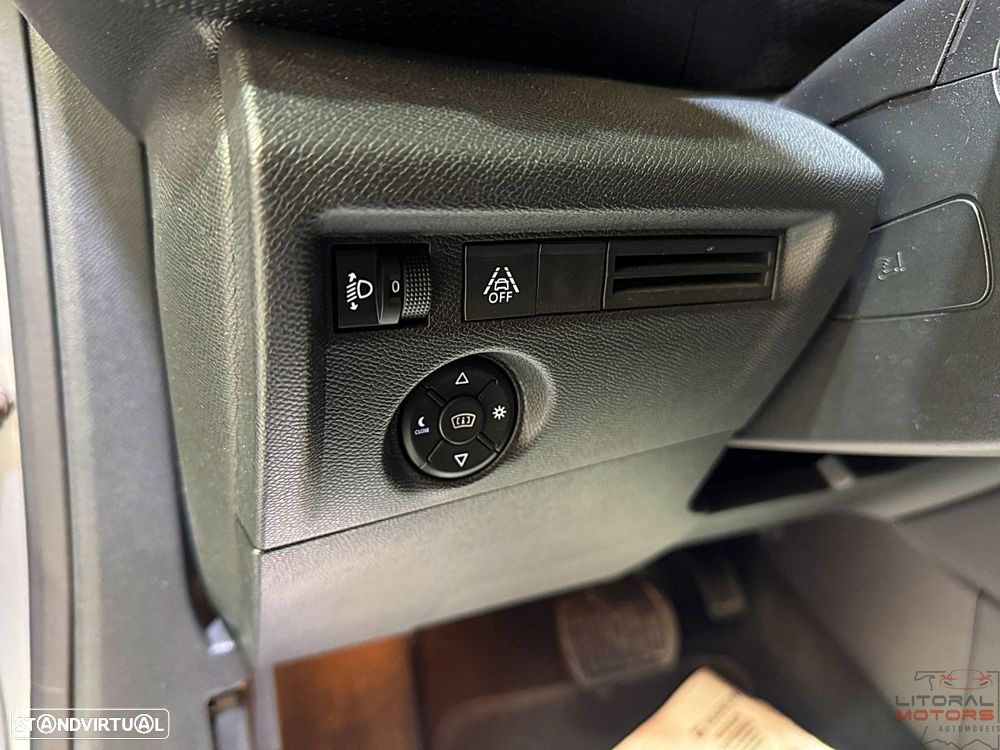 Citroën C4 1.2 PureTech Shine Pack EAT8 - 19
