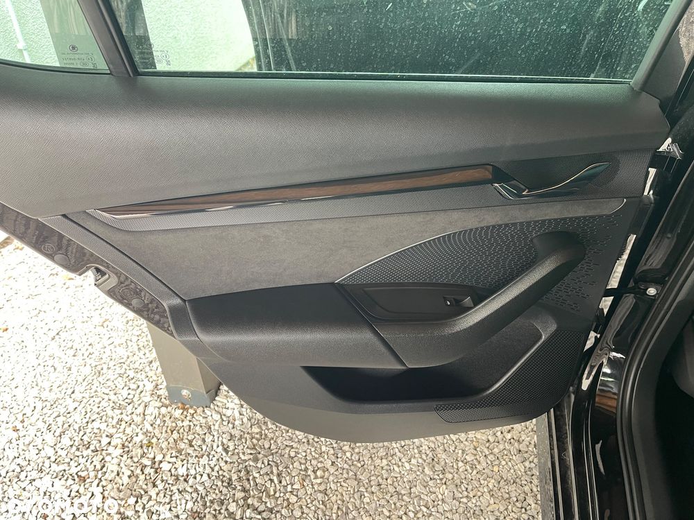Skoda Octavia 2.0 TSI RS DSG - 35