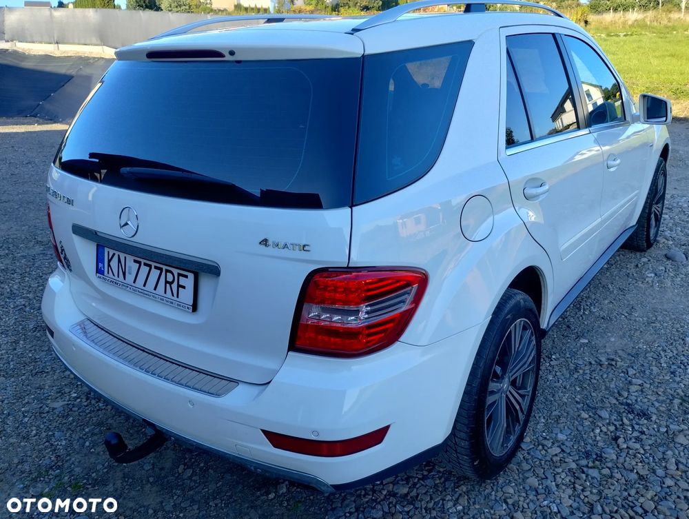 Mercedes-Benz ML 300 CDI BlueEff 4-Matic - 5