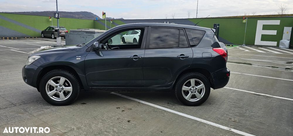 Toyota RAV4 2.2 D-4D Confort - 8