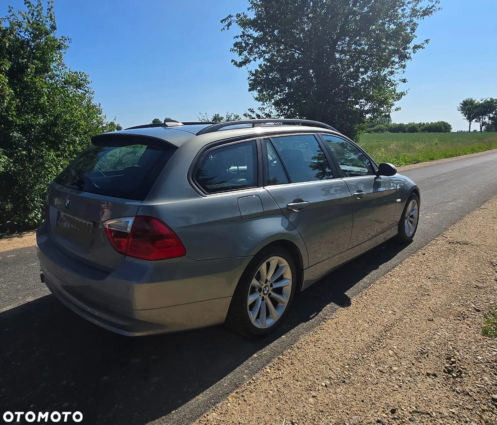 BMW Seria 3 320i Touring - 3