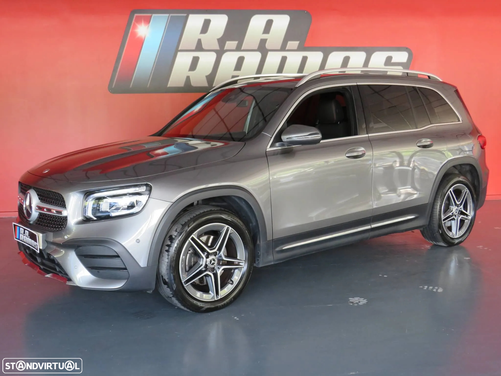 Mercedes-Benz GLB 200 d AMG Line - 2