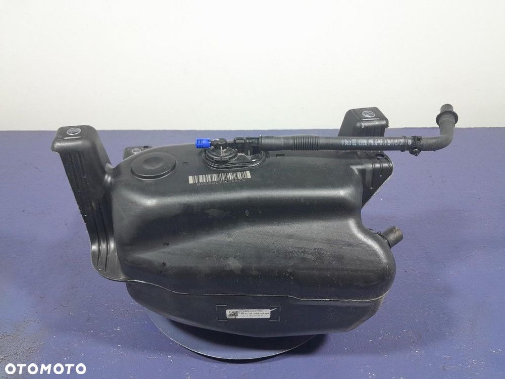 SKODA SUPERB III LIFT 2.0 TDI 190 KM ZBIORNIK ADBLUE 3Q0131877D - 3