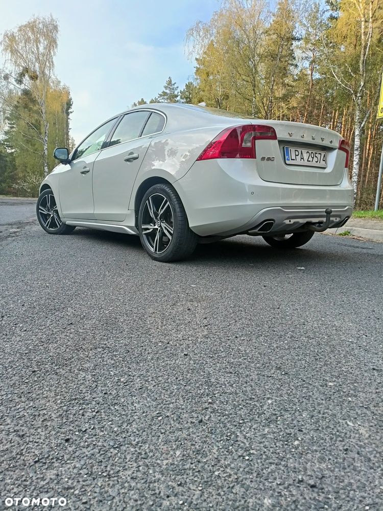 Volvo S60 D5 Summum - 9