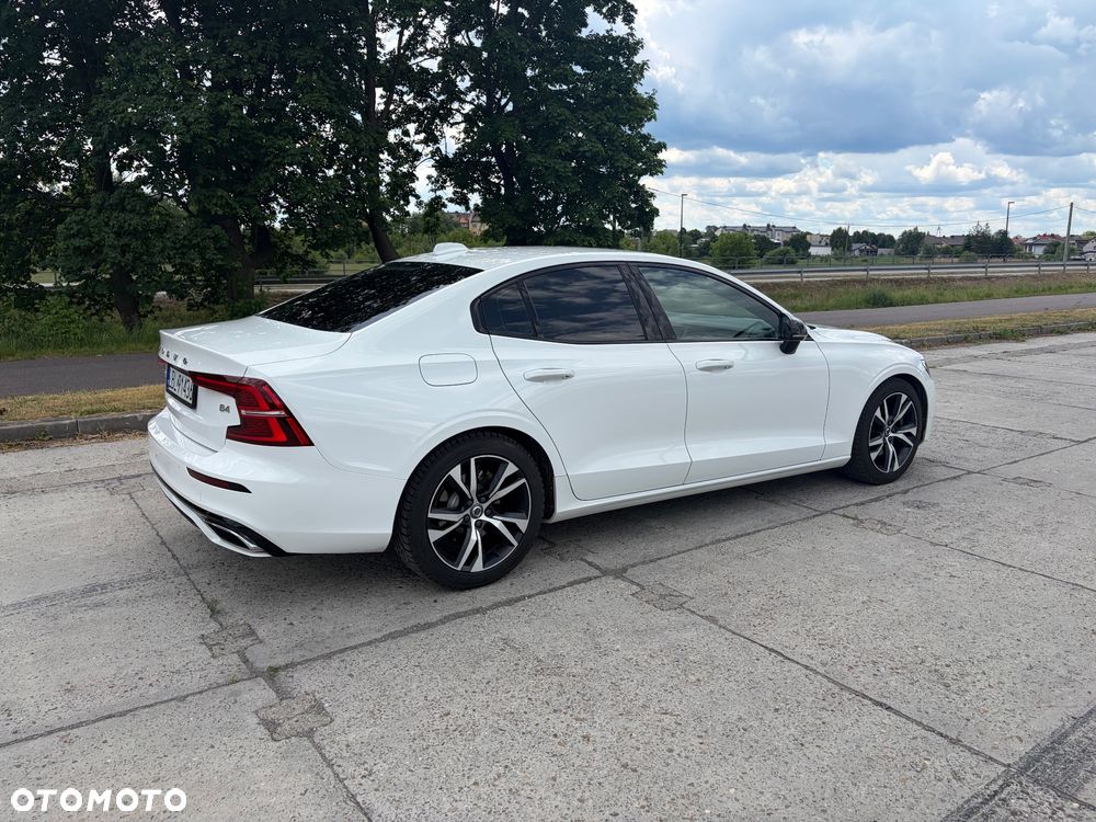 Volvo S60 B4 B R-Design - 6