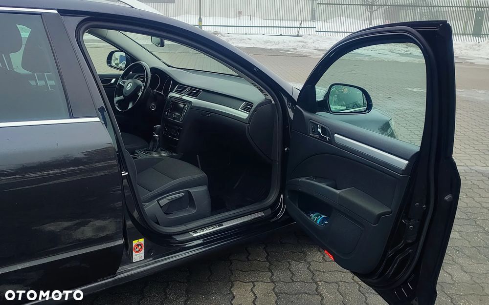 Skoda Superb 2.0 TDI Elegance - 14