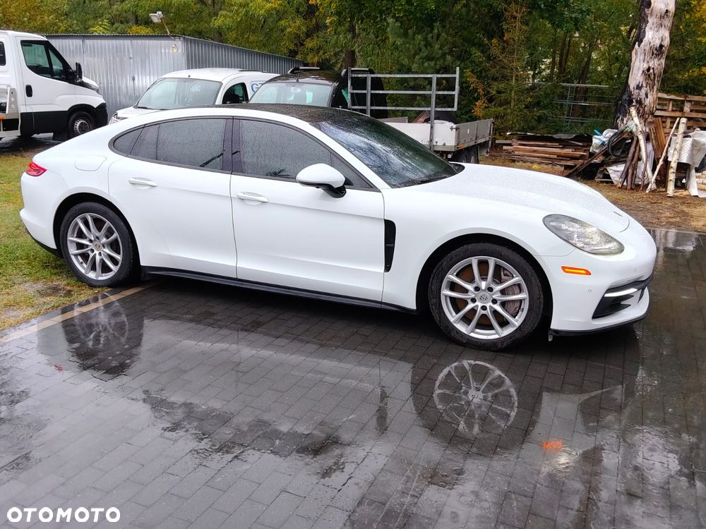 Porsche Panamera - 3