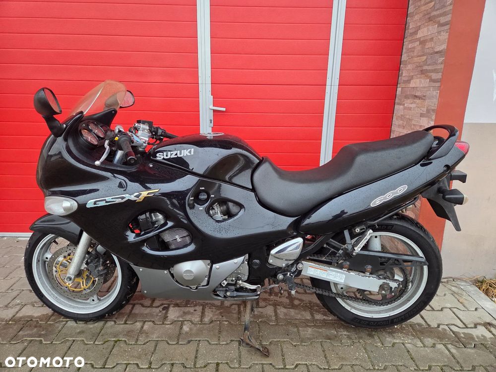 Suzuki GSX - 4