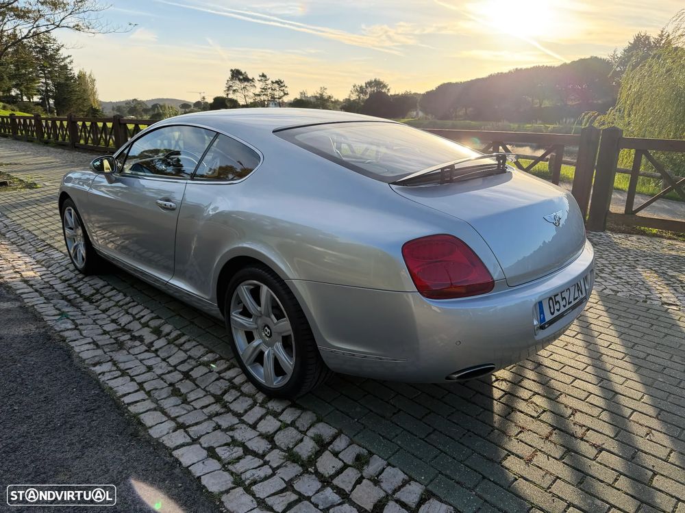 Bentley Continental GT - 10