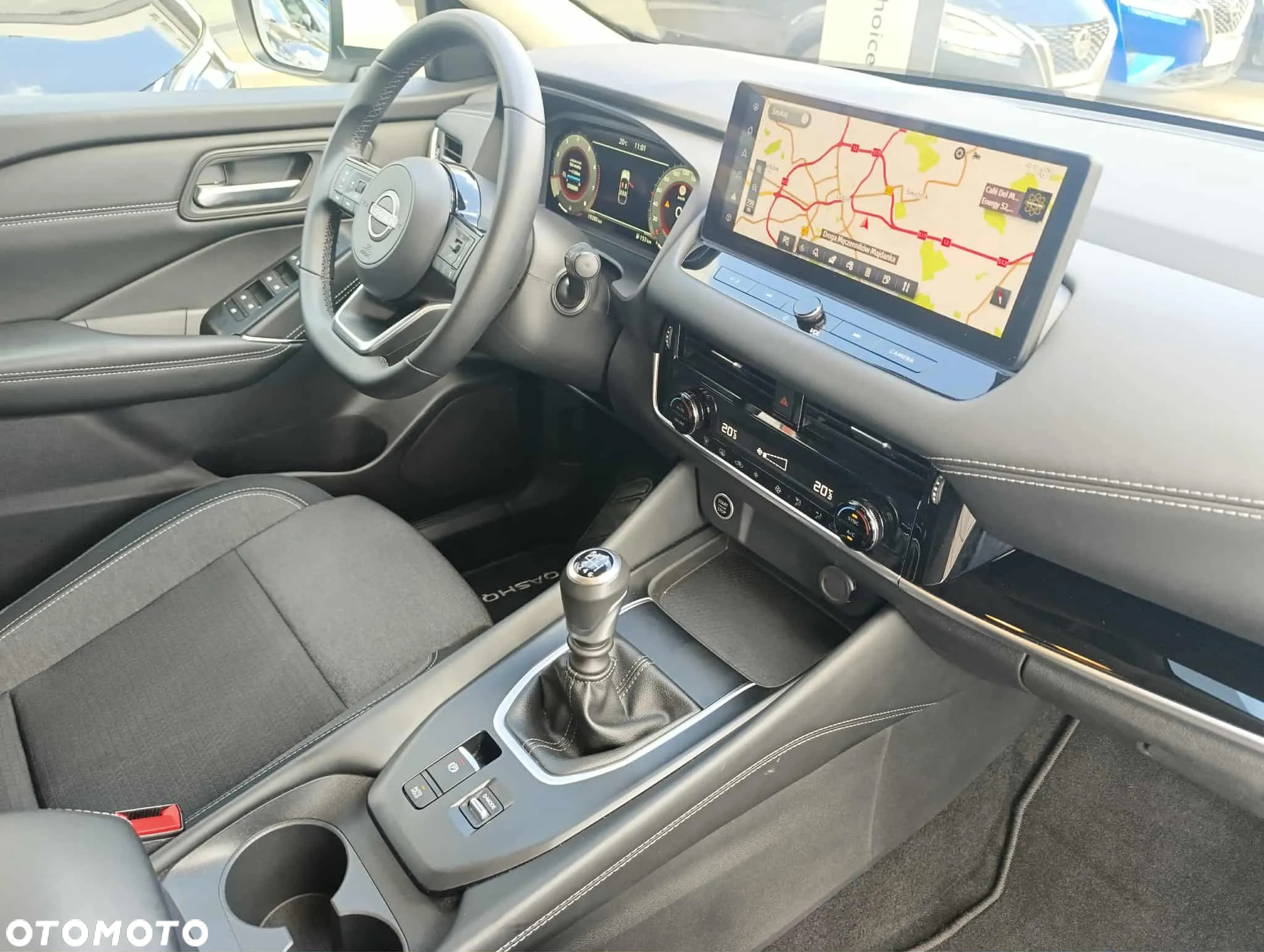 Nissan Qashqai 1.3 DIG-T mHEV N-Connecta - 12